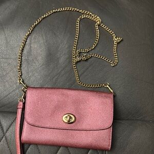 Elegant Pink Crossbody Bag